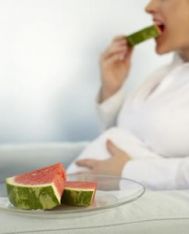 孕妇梦见吃西瓜 孕妇梦见吃西瓜是什么意思