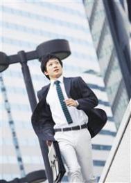 《全面战争：幕府将军2》上杉30回合占18城、陆海双制霸月入1万