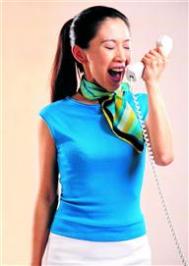 《刺客信条：兄弟会》官方攻略及解谜部分的扫描版