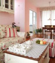 粉得惊天动地 粉红美女的田园新婚房