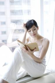 为什么宝宝一定要抱在手里才肯睡觉？