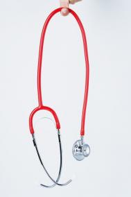 最后一次好朋友9月初 去医院检查发觉怀宝宝了 最近两天小腹有一点坠胀伴随有褐色分泌物 这是什么原因导致的呢？