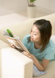 药流后一个月还有少量的血从阴道流出需要去做清宫吗？