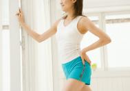 上睑下垂术后 左眼不能闭合 视力退化眼皮疼痛3年怎么办？