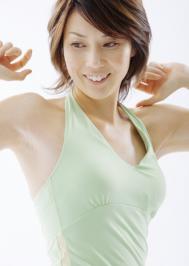 为什么婴儿一天到晚除了吃就是睡觉？而我却睡不着