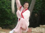 24式太极拳视频 女人练太极祛斑调节内分泌