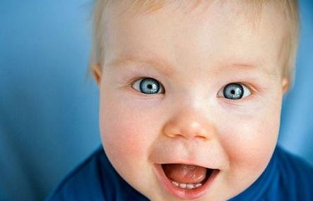 宝宝长牙的症状有哪些 宝宝长牙的症状表现