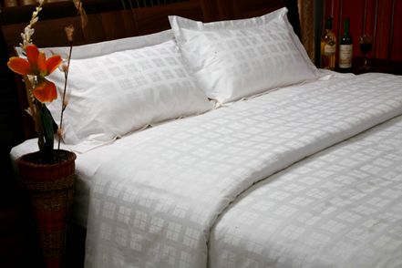 大姐当房嫂十几年 教你一招看出酒店被单有没有换过