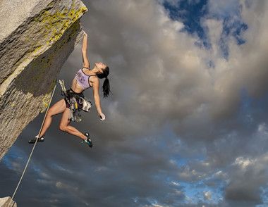 怎样徒手攀岩 徒手攀岩的基本方法有哪些