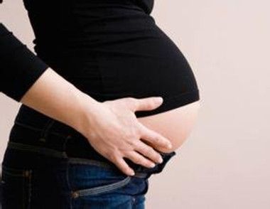 孕初期肚子不舒服什么原因 孕初期肚子不舒服的原因