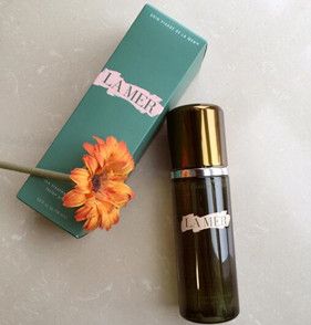 夜晚该用哪些肤品和肌肤说晚安