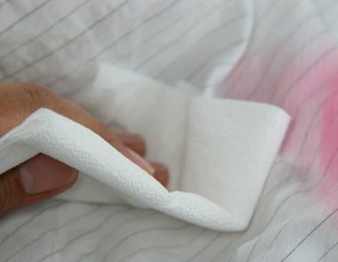 烫衣服留下黄印迹怎么办 只能使用这个方法了