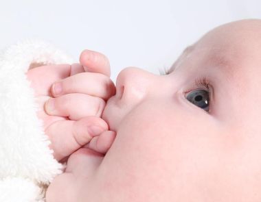 新生儿为什么喜欢哭 多与疼痛有关系