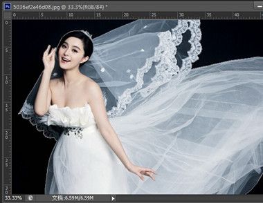 怎么用PS抠出婚纱照？Photoshop抠图的方法教程