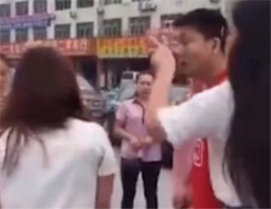 女子横穿马路被车主殴打 怎么过马路才安全