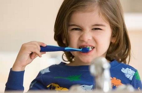 牙间刷是什么 牙间刷有什么用途