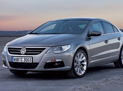 新手开车在起步时怎样避免熄火 离合器如何正确使用