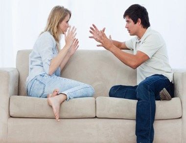 老公出轨后女人的哪些处理方法是错误的