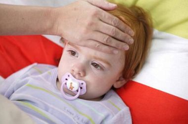 宝宝发烧如何预防和缓解？缓解发烧你需要注意护