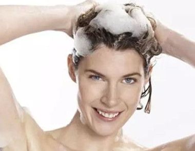 什么时段洗头对身体有伤害 什么时间洗头比较好