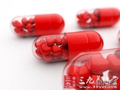 许多市售的止痛药、感冒药和中草药都有肾脏毒性