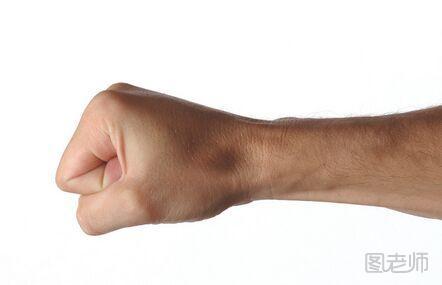 实用的街头混战打架技巧?