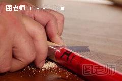 用拖布把和胶带打造简单实用小马扎凳子