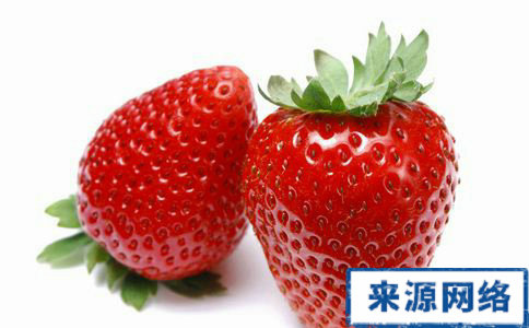 蓝莓抗老化冠军 蔓越莓抗菌 蓝莓 草莓 蔓越莓