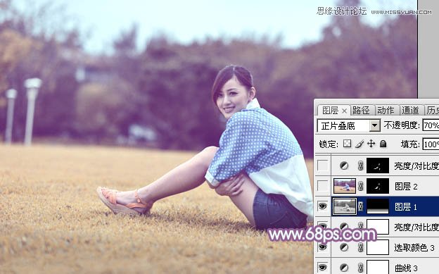 Photoshop调出草地美女柔美紫色调,PS教程,图老师教程网