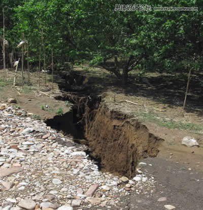 Photoshop合成崩坏破碎的山间公路效果,PS教程,图老师教程网