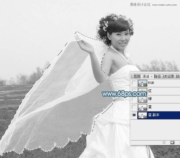 Photoshop巧用通道抠出外景透明的婚纱教程,PS教程,图老师教程网