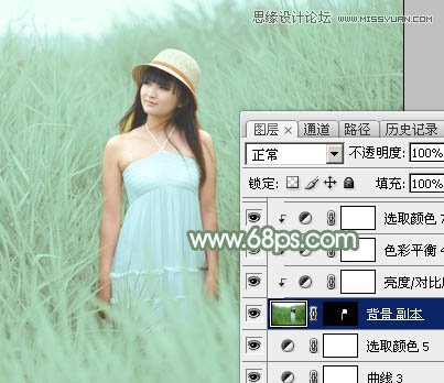 Photoshop调出芦苇丛中女孩冷色效果,PS教程,图老师教程网