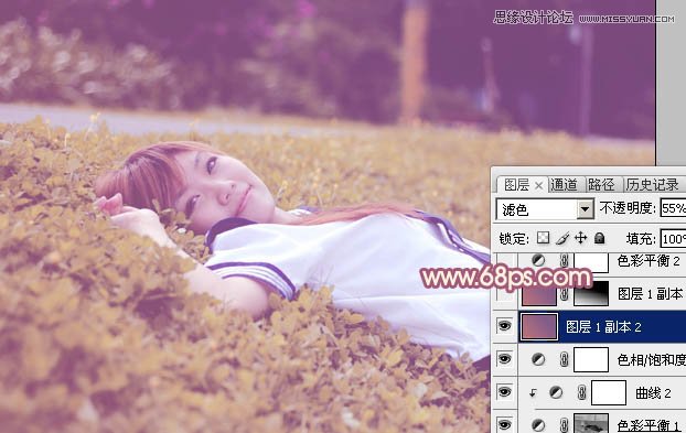 Photoshop调出躺在草地女孩梦幻紫色效果,PS教程,图老师教程网