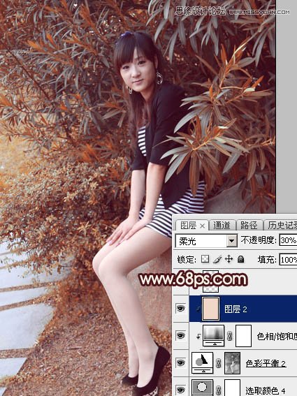 Photoshop调出公园女孩秋季淡雅黄色调,PS教程,图老师教程网