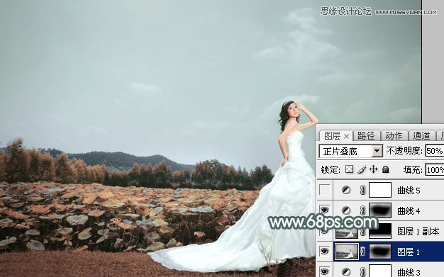 Photoshop调出外景婚片古典冷色效果,PS教程,图老师教程网