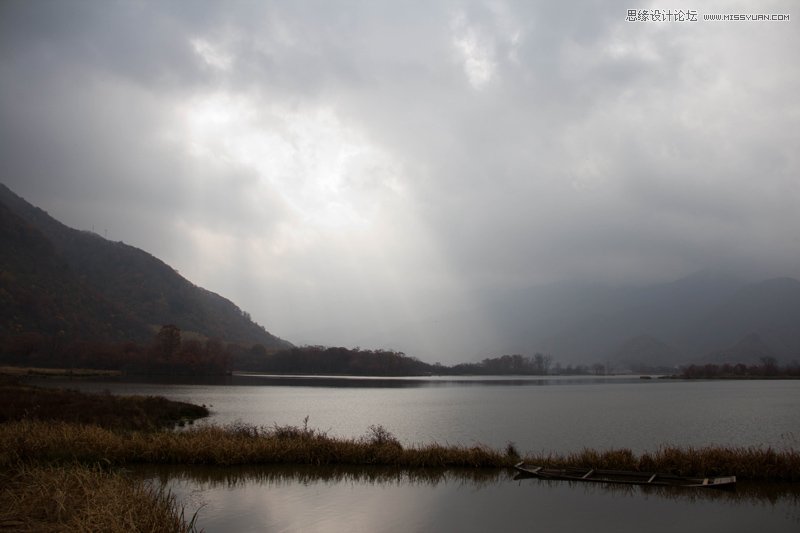 Photoshop调出外景风光照绚丽的艺术效果,PS教程,图老师教程网