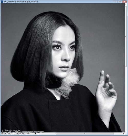 Photoshop结合CameraRaw给美女调出时尚黑白色,PS教程,图老师教程网