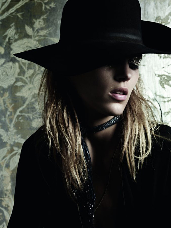 Anja Rubik摄影作品:V 72 Pre-A ’11