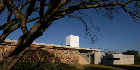 una arquitectos设计的House in Juanopolis