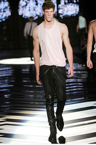 【Milan】2010 S/S MEN 春夏 男士成衣 -- Roberto Cavalli