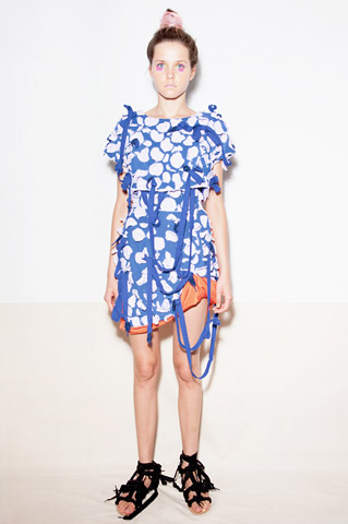 【LONDON】2010 S/S RTW 春夏 女装成衣 -- Louise Gray