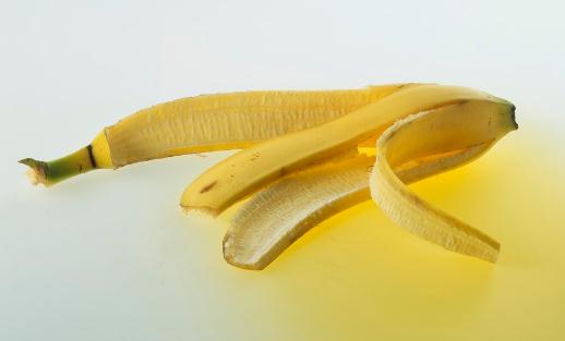 【图】香蕉皮有什么妙用?香蕉皮可以擦皮鞋_