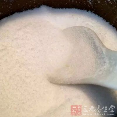 过多的盐、糖或味精等口味较重的调味料