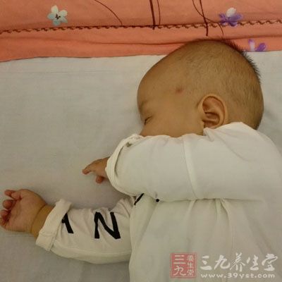 不主张母亲在发烧的时候进行哺乳行为