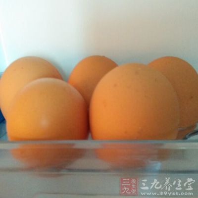 鸡蛋是提供优质蛋白质的最佳天然食品