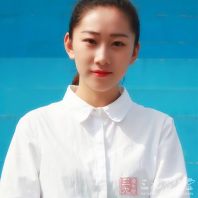 一项调查表明，在200位患有经期乳房肿痛的妇女当中，有85%的人在佩戴无钢圈的胸衣12周之后，乳房疼痛的症状完全消失