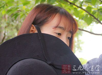 虽然更年期月经失调几乎是每个女性绝经前必经的过程