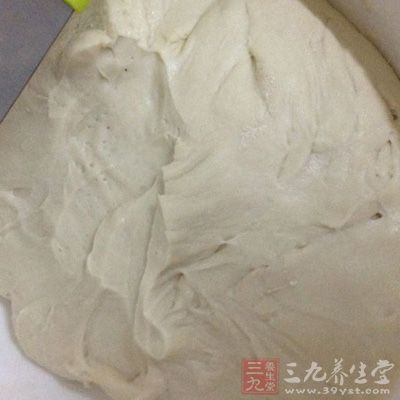 哪些食物中获得维生素B2：面粉