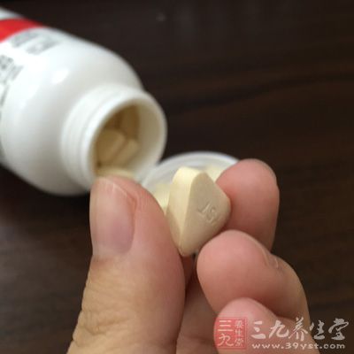 换上肺结核，一定要用药物治疗