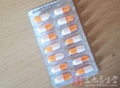 激素类，抗组胺类，炎症类药物治疗